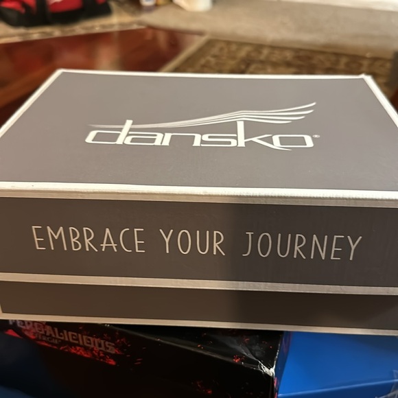 Clogs - Picture 6 of 6